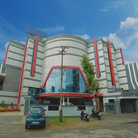 首都o 14702科乌伊拉卡姆公寓 Thrissur 外观 照片